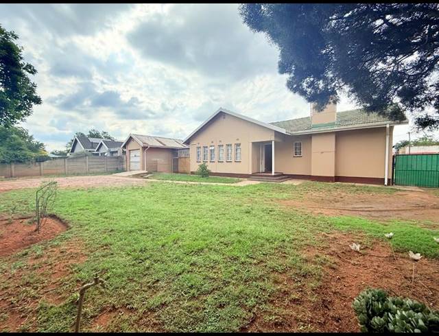 3 BEDROOM HOUSE FOR SALE IN VANDERBIJLPARK SE 1